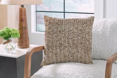 Throw Pillows 