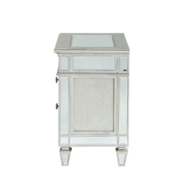 varian-nightstand-mirrored