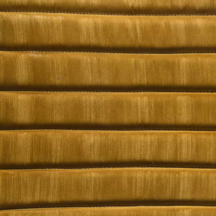 Coaster Furniture 224731KE-S5 Lucia 5-piece Eastern King Bedroom Set Beige and White