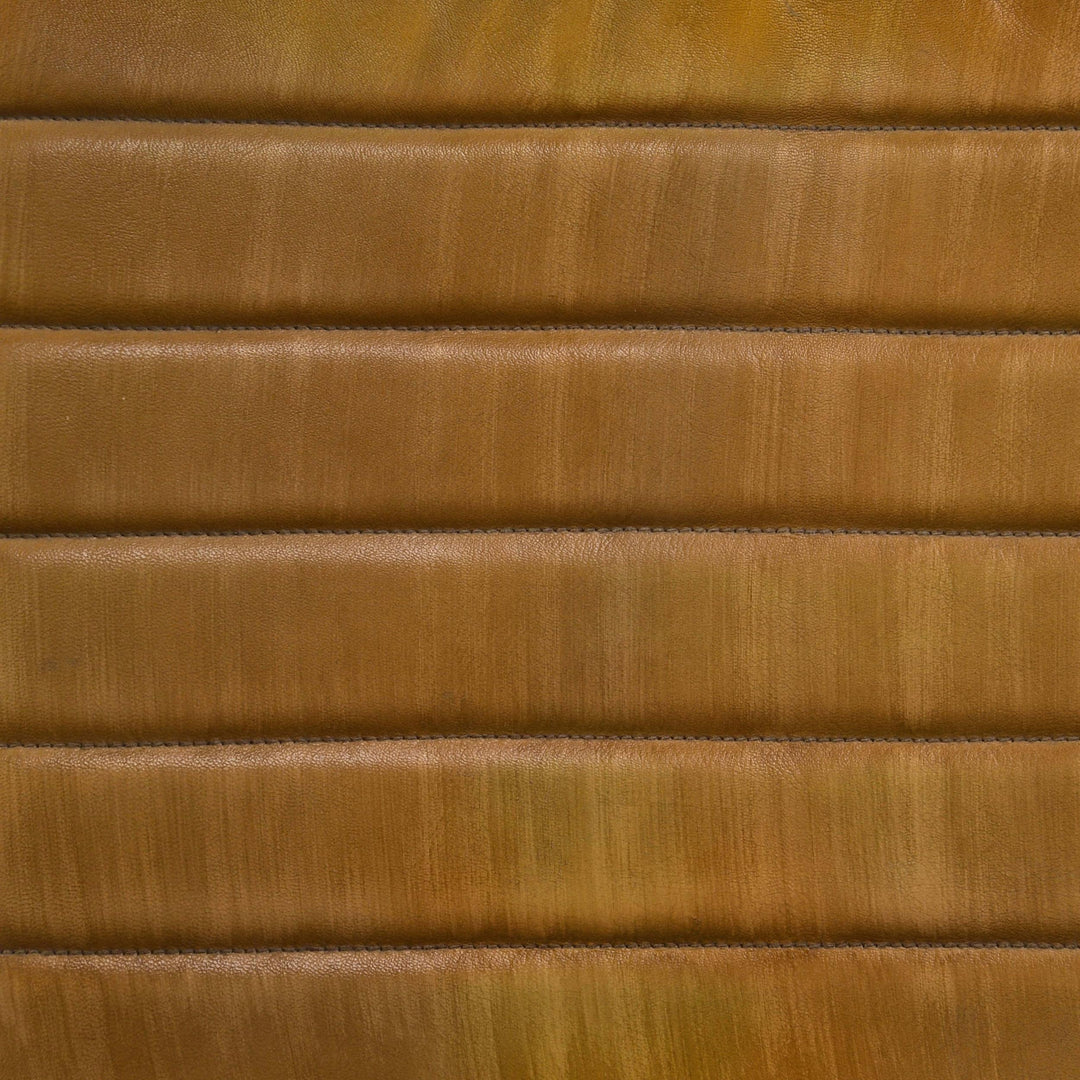 Coaster Furniture 224731KE-S5 Lucia 5-piece Eastern King Bedroom Set Beige and White