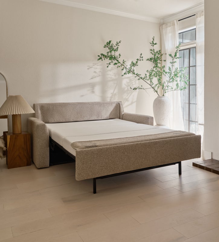 Clara Cot Comfort Sleeper by American Leather