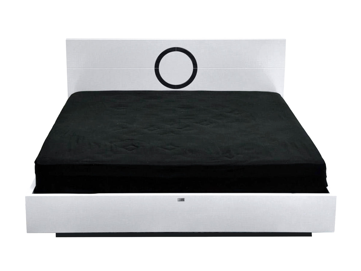 Queen Ovidius - Modern White Crocodile Lacquer Bed