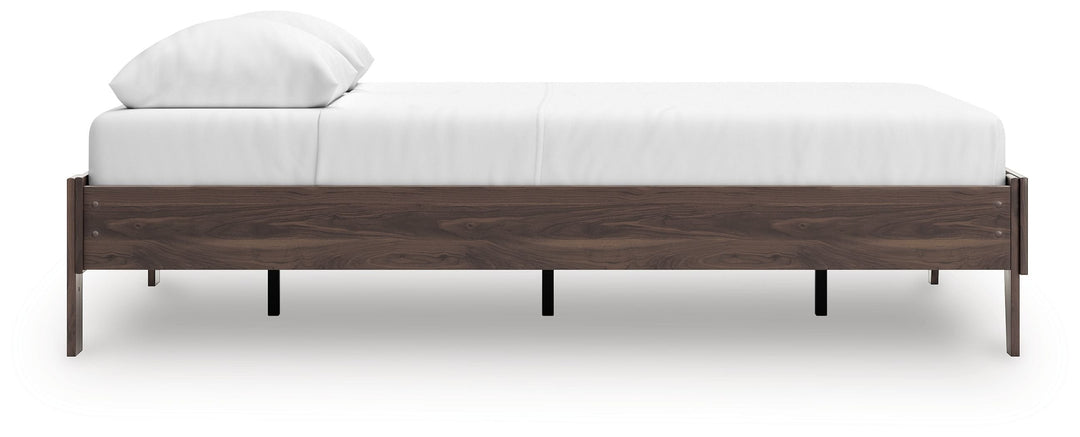 Calverson - Queen Platform Bed - Mocha