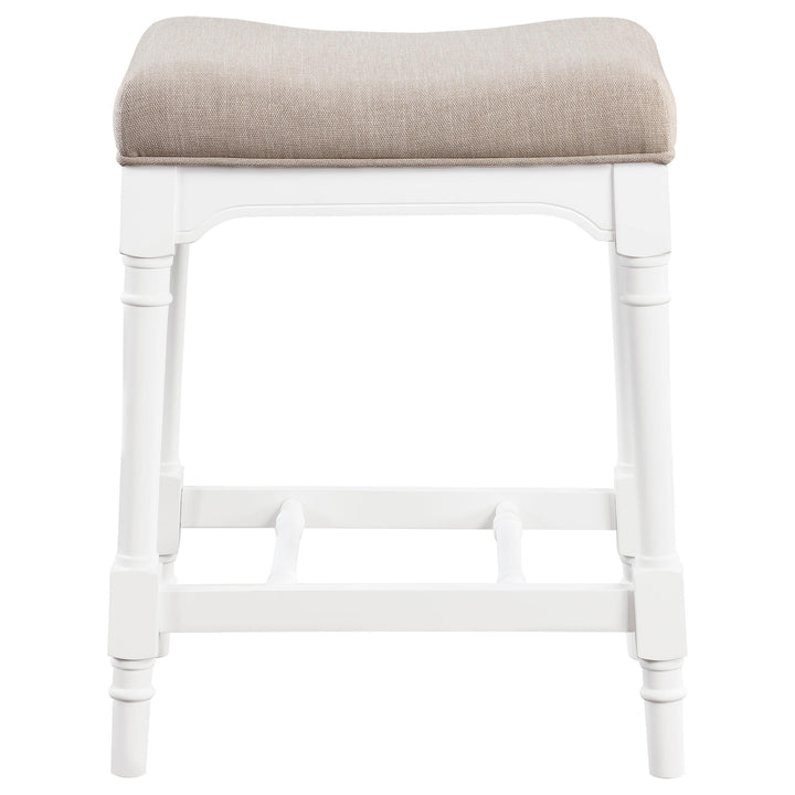 Coaster Furniture 224731KE-S5 Lucia 5-piece Eastern King Bedroom Set Beige and White