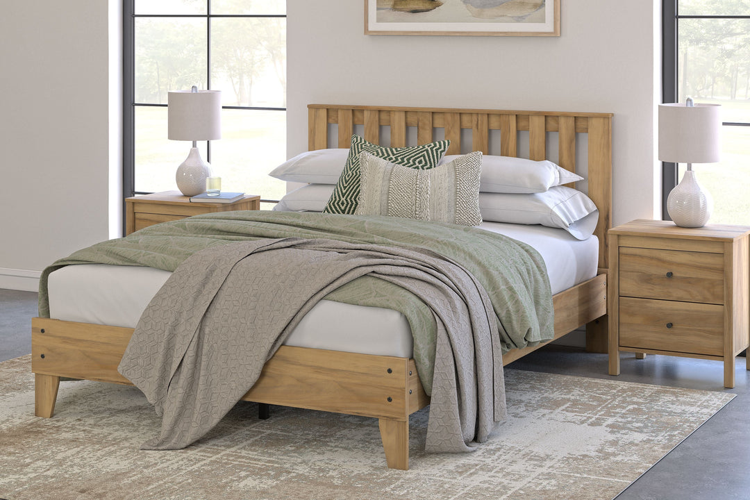 ashley-furniture-eb1760b2-bermacy-panel-bed
