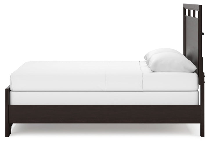 Covetown - Queen Panel Bed - Dark Brown by Ashley Furniture product image