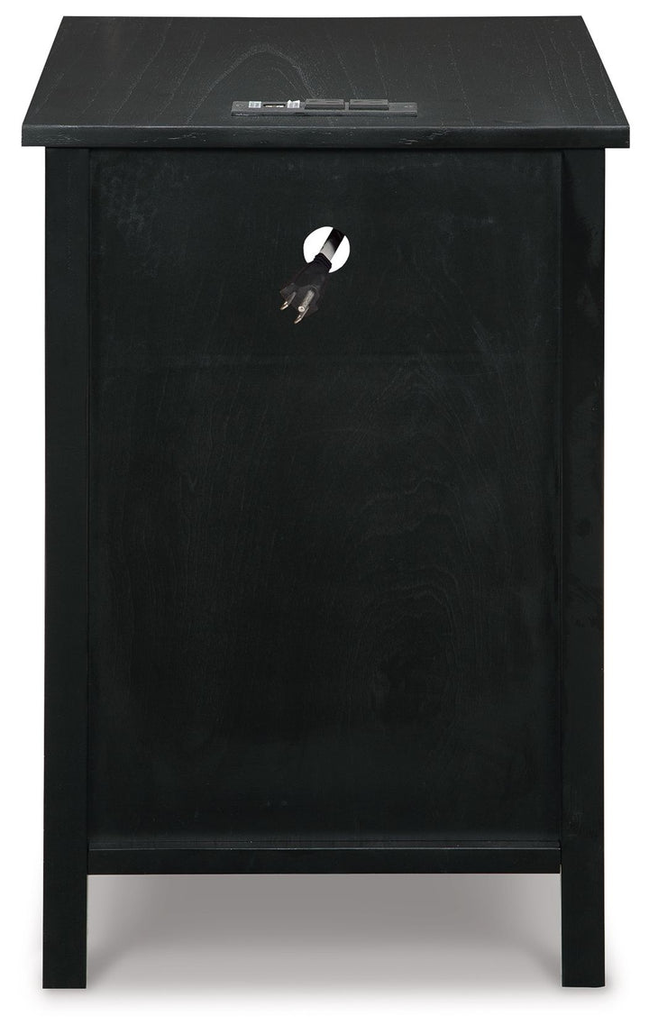 ashley-furniture-t300-617-treytown-chair-side-table