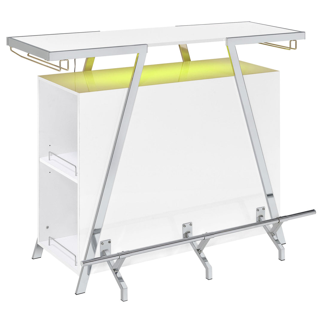 Coaster Furniture 224731KE-S5 Lucia 5-piece Eastern King Bedroom Set Beige and White