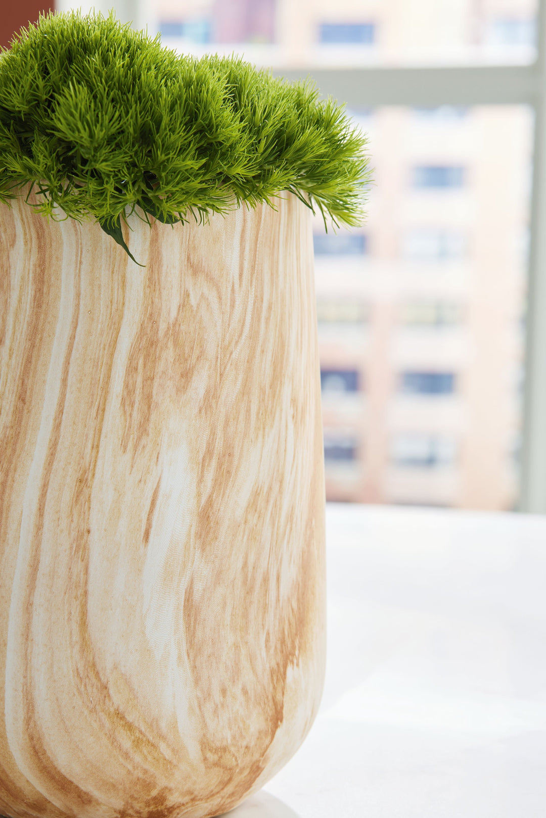 Cammen - Vase - 10" - Tan / White