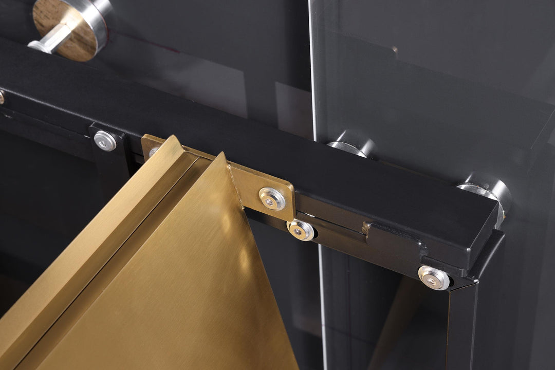 Coaster Furniture 224731KE-S5 Lucia 5-piece Eastern King Bedroom Set Beige and White