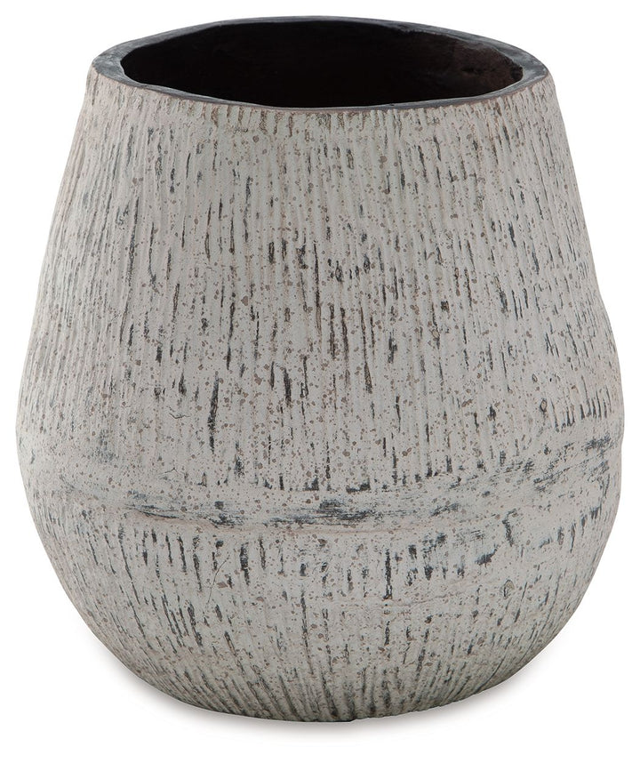 Claymount - Vase - 9" - Distressed Brown