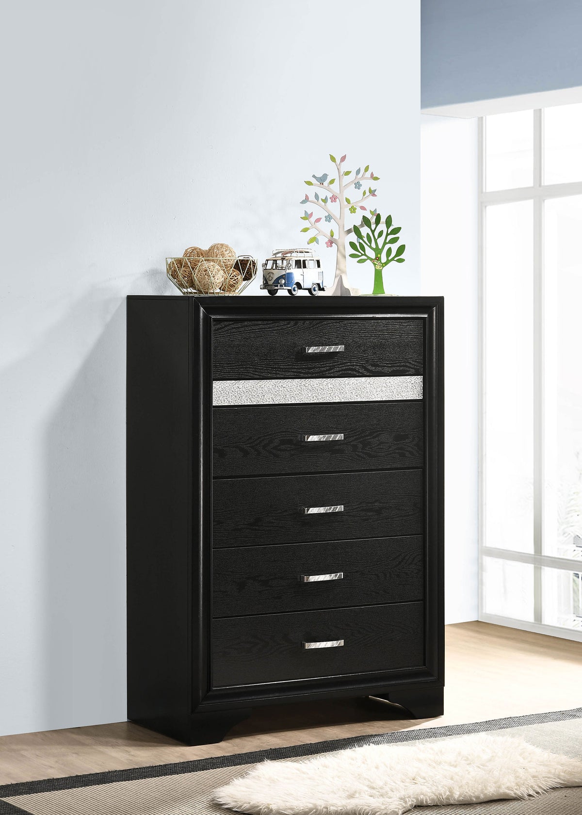 Miranda - 5-Drawer Bedroom Chest - Black