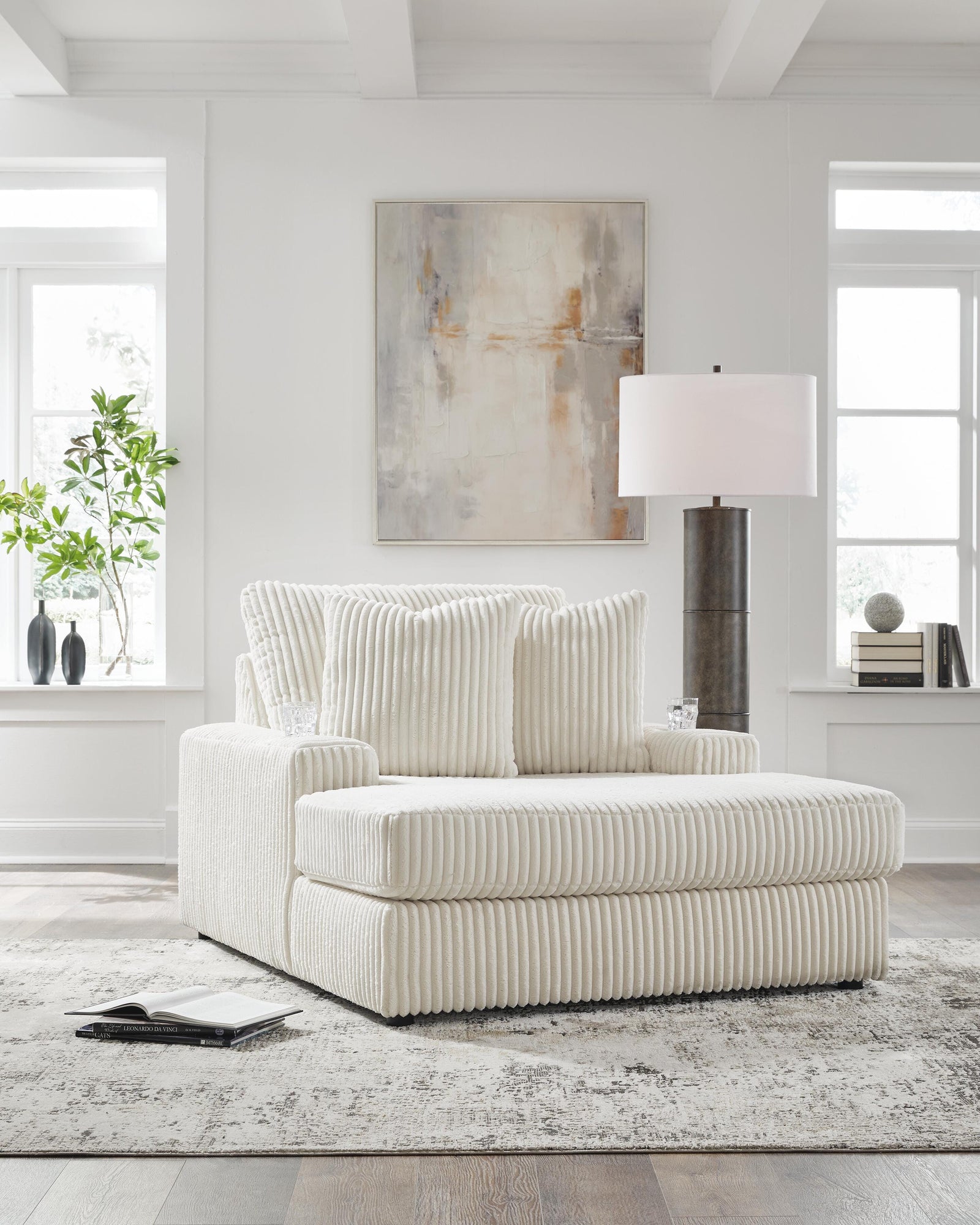 Lindyn Chaise - Beige (2)