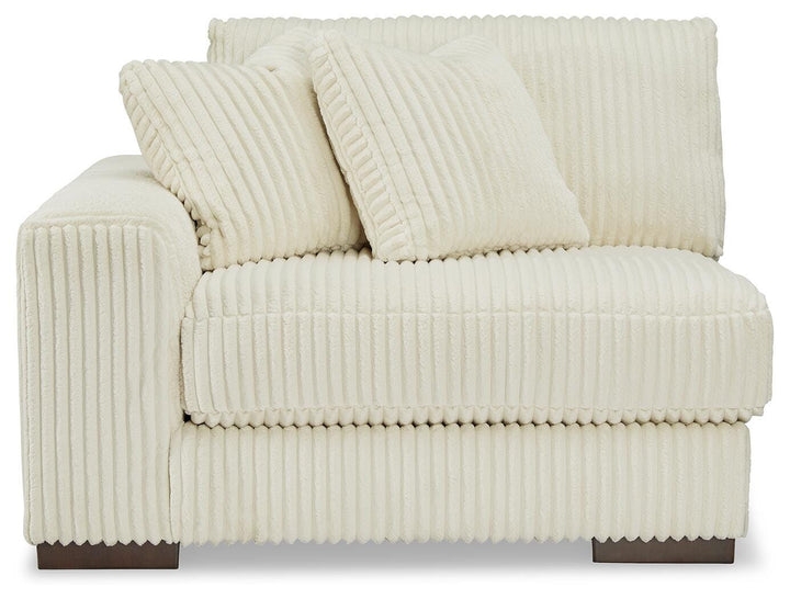 Lindyn 6-Piece Sectional - Ivory (6)