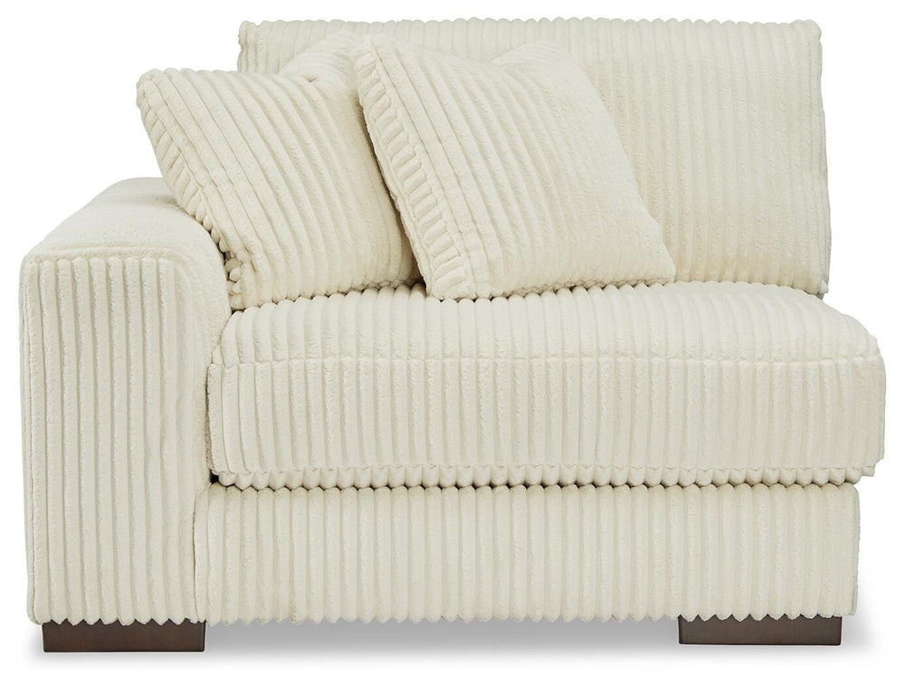 Lindyn 6-Piece Sectional - Ivory (6)
