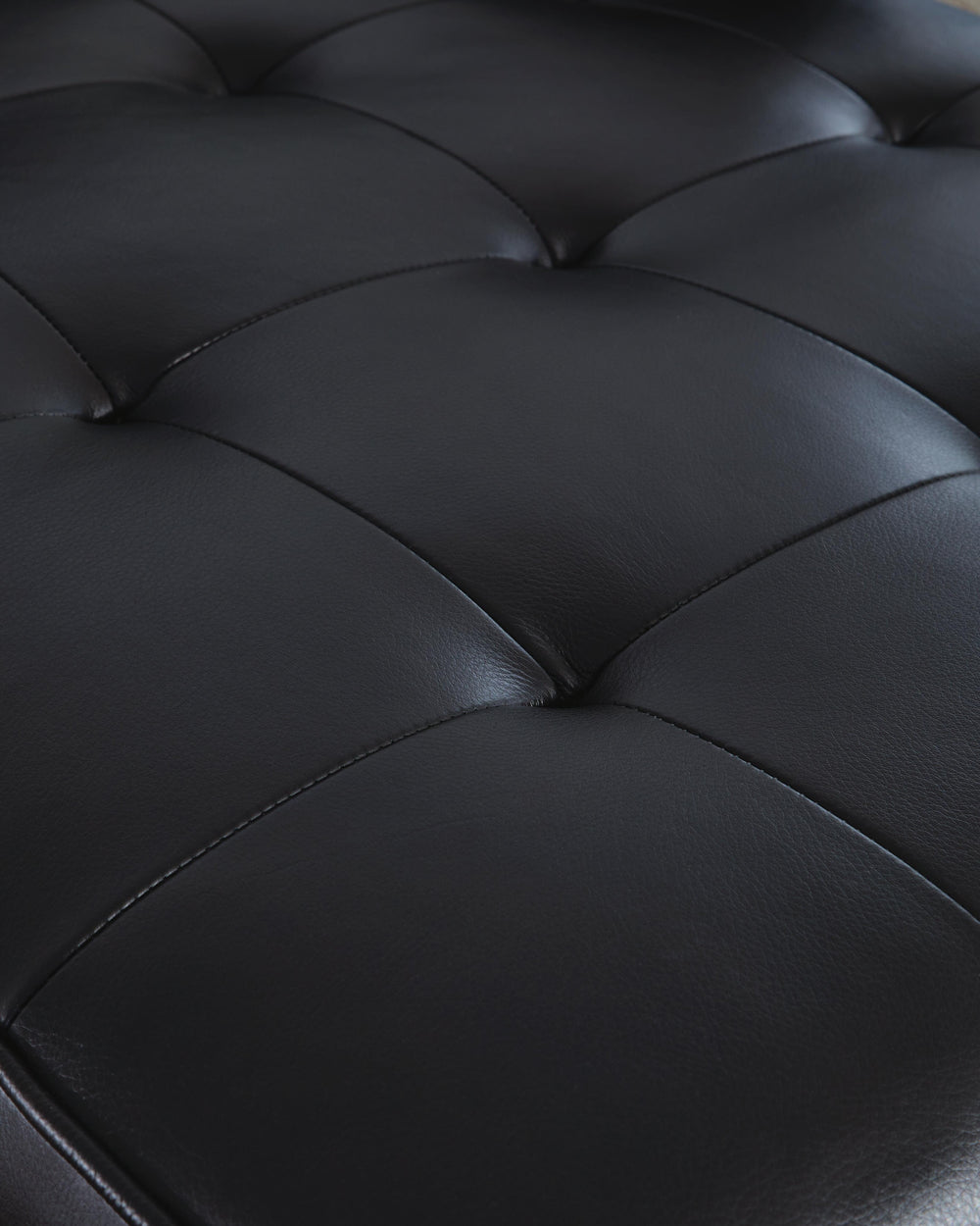 Bryceview Chaise - Black (5)