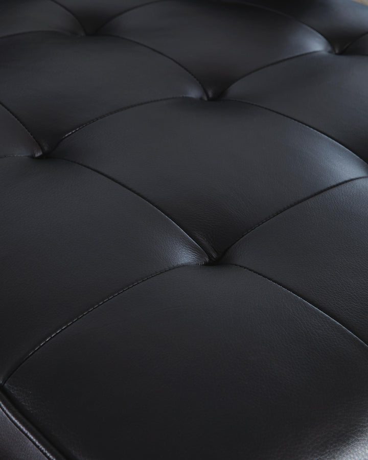 Bryceview Sofa - Black (5)