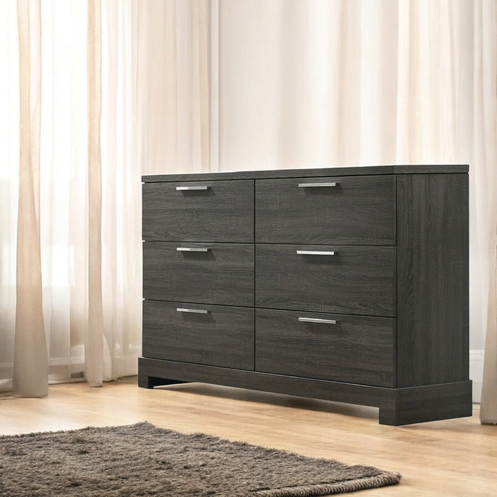 Lantha Dresser