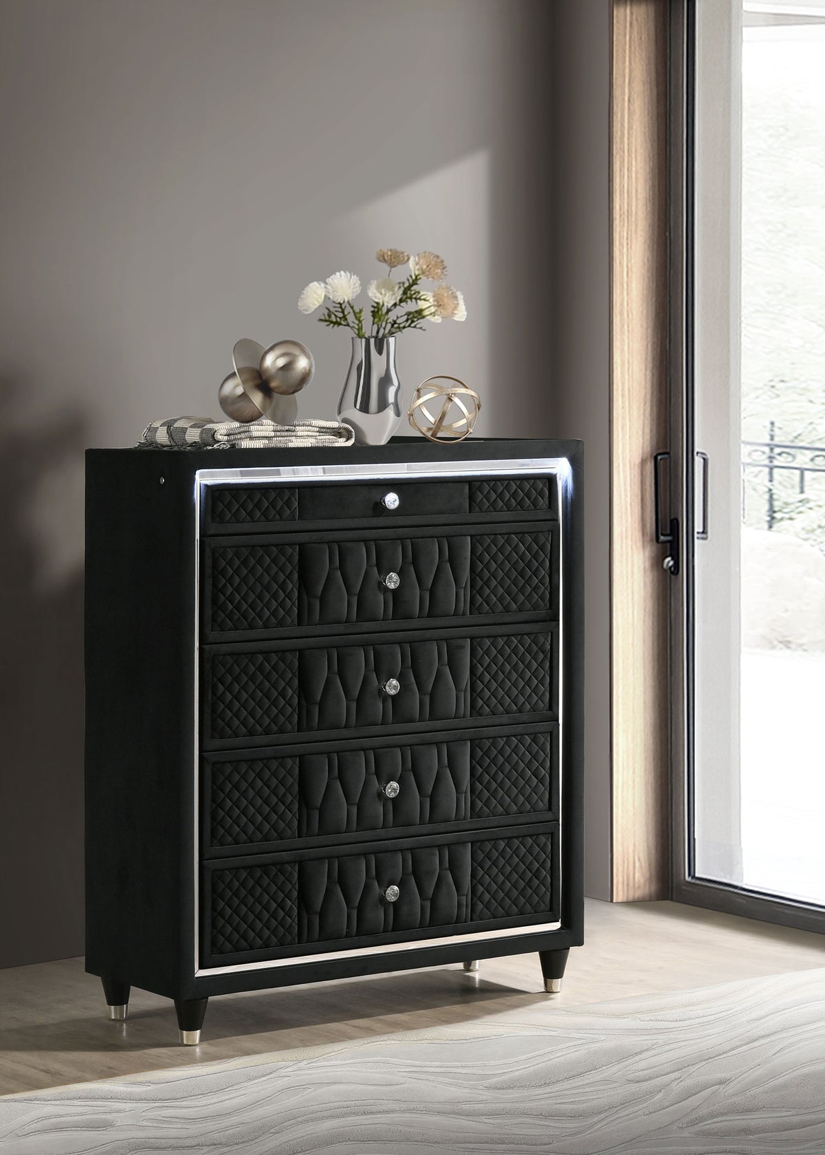 Lorient - 5-Drawer LED Chest of Drawers - Black