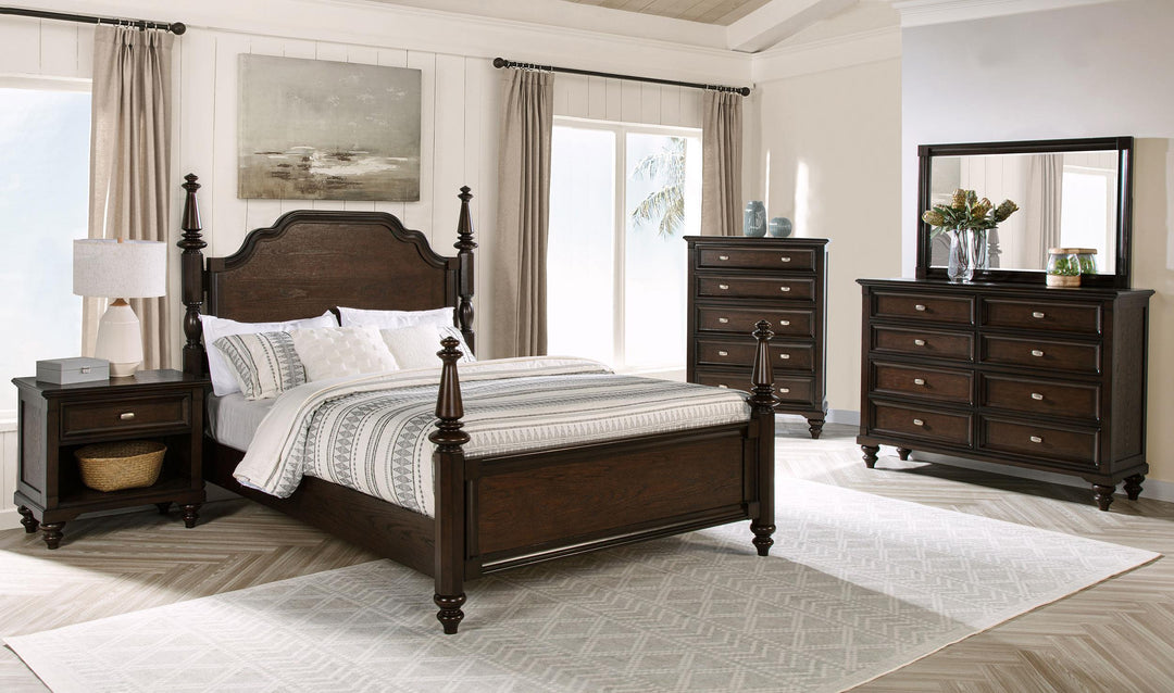 Coaster Furniture 224731KE-S5 Lucia 5-piece Eastern King Bedroom Set Beige and White