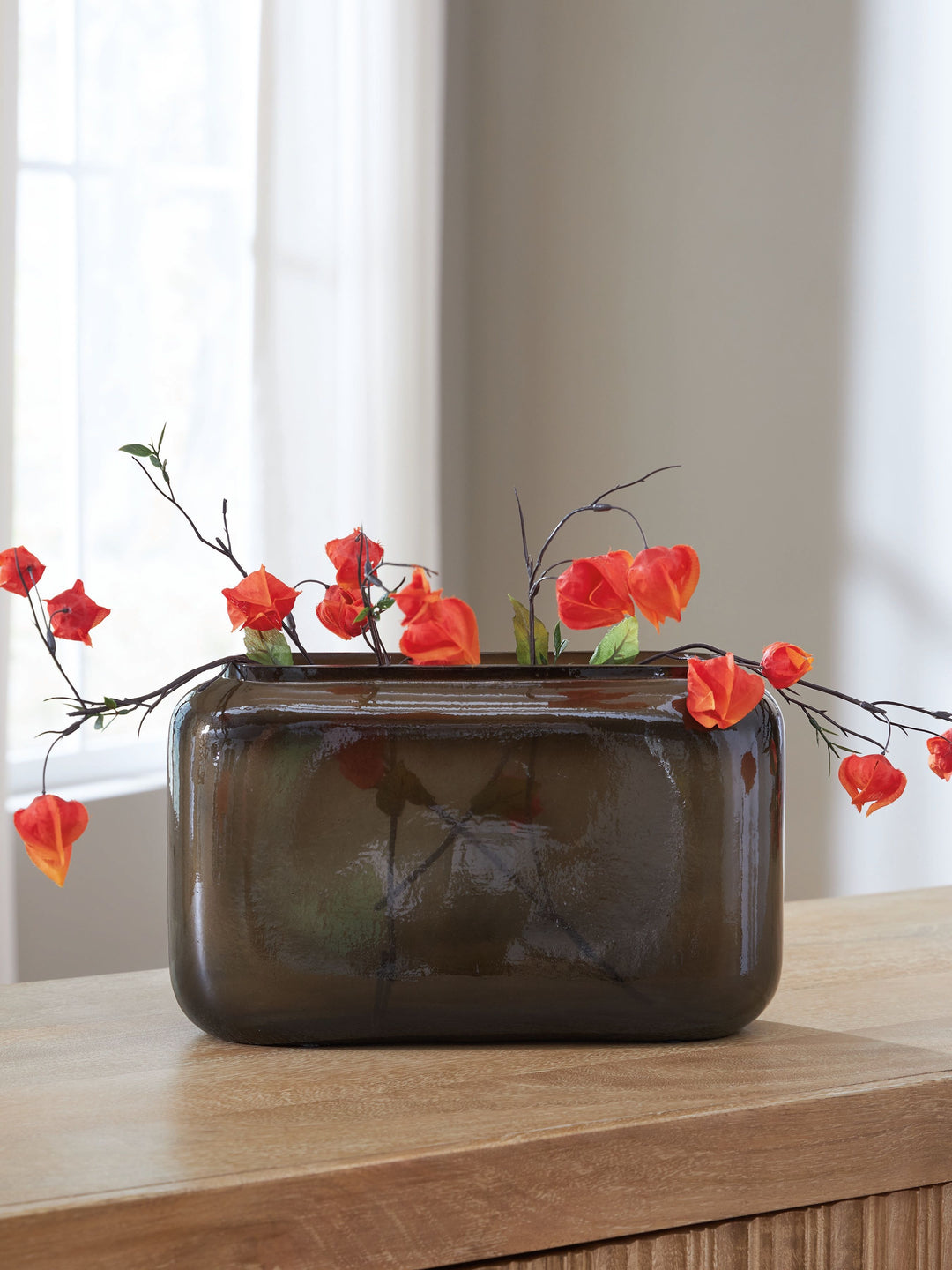 Sumner - Vase - 7.5" - Gray / Gold Finish by Ashley Furniture product image