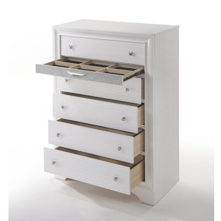 Naima Chest in White