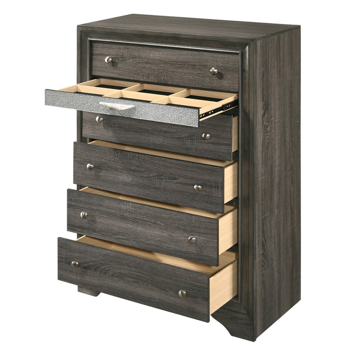 Naima Chest in Gray