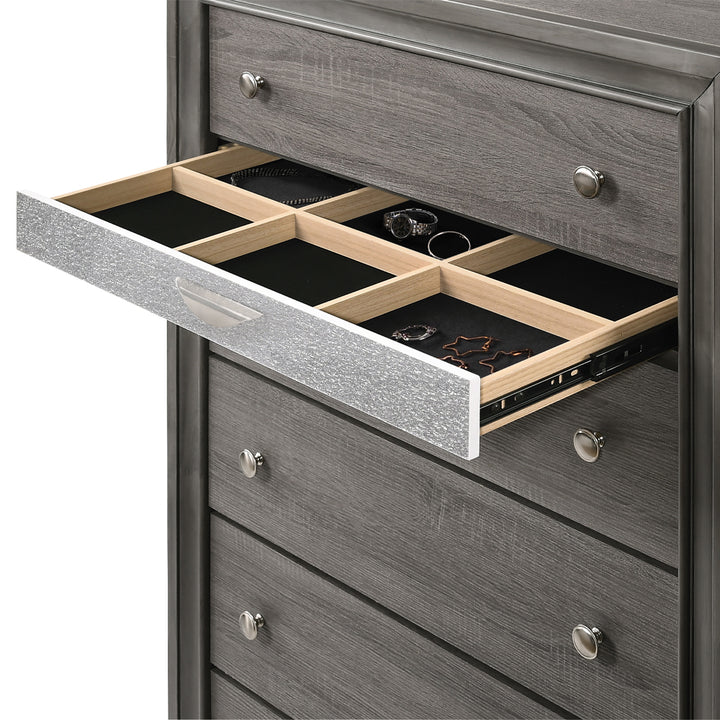 Naima Chest in Gray