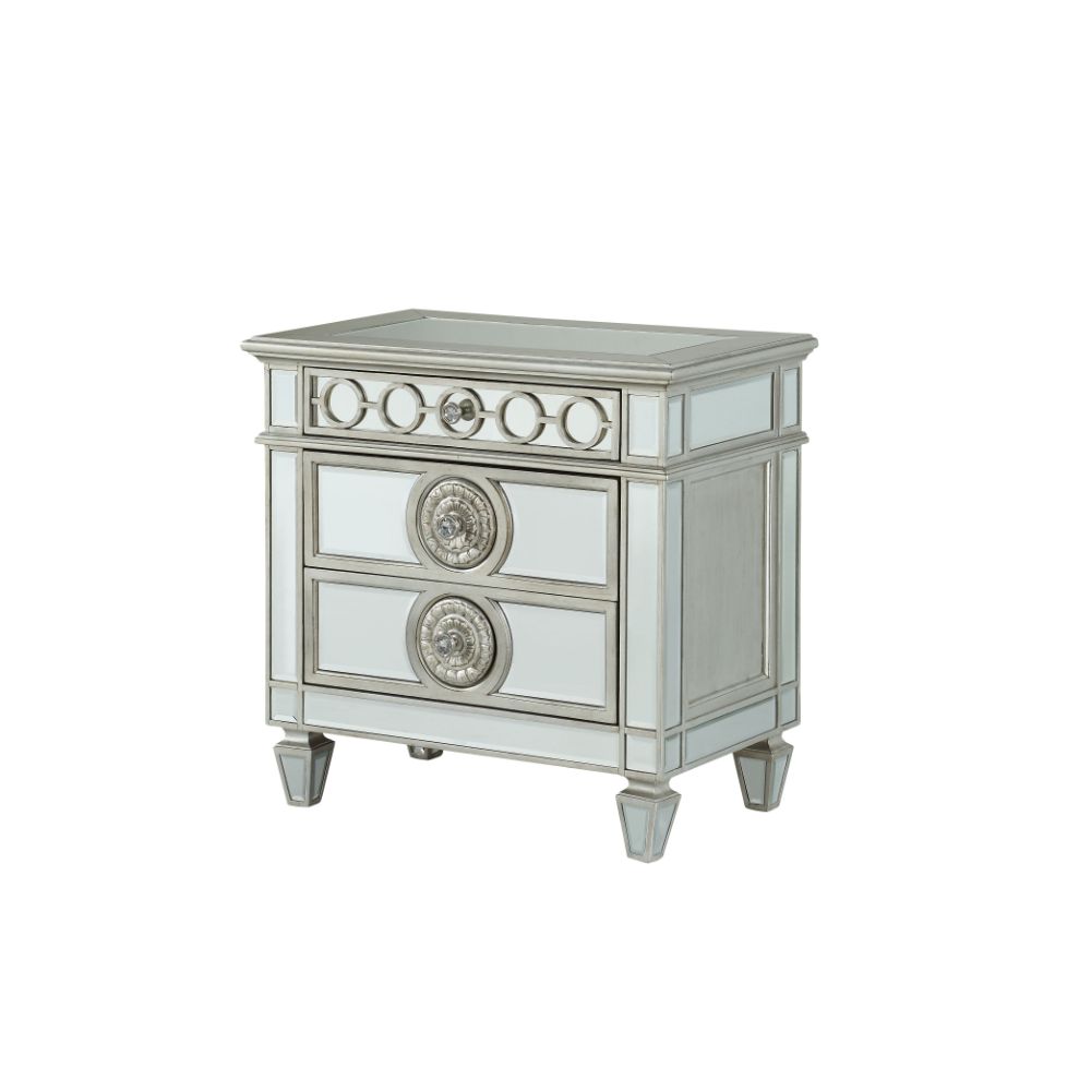 Varian Nightstand in Mirrored & Sliver