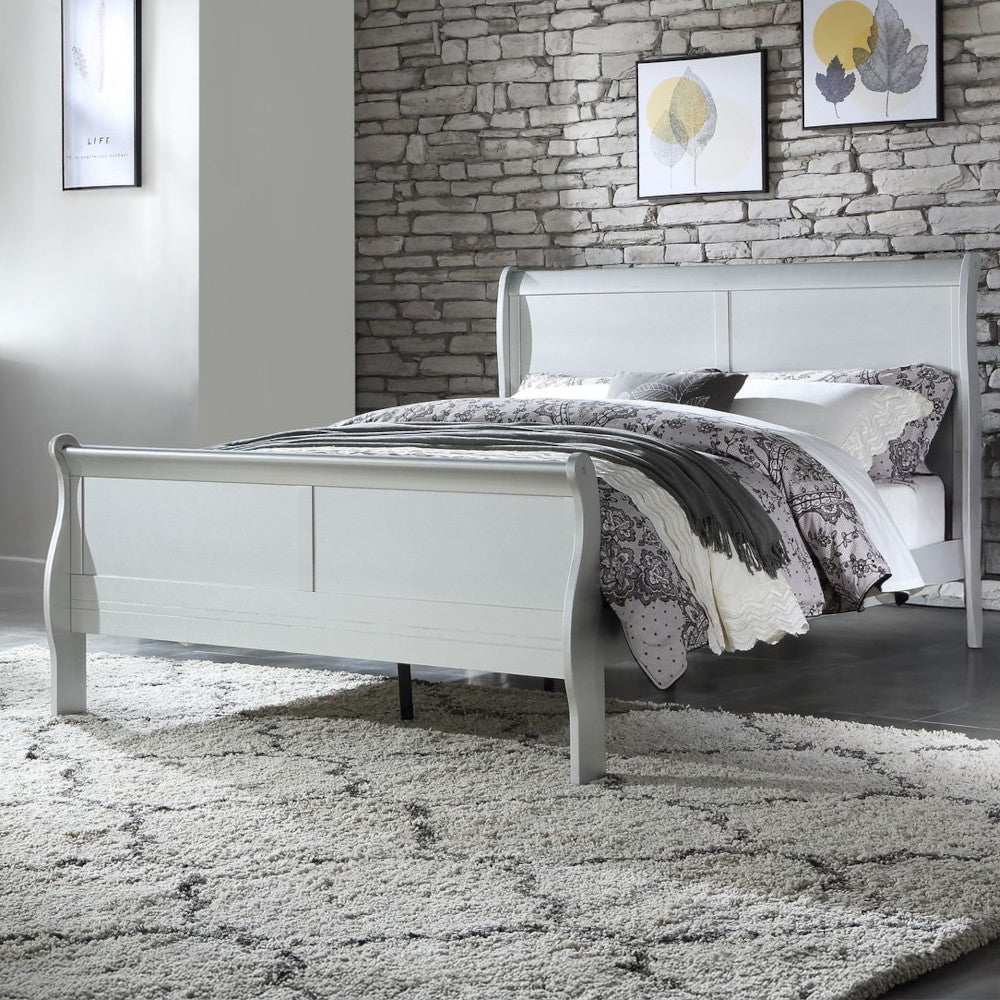 Louis Philippe EK Bed in Platinum