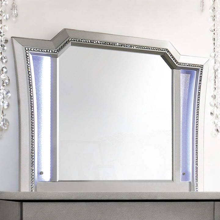Kaitlyn Mirror with Led in LED &amp; Champagne