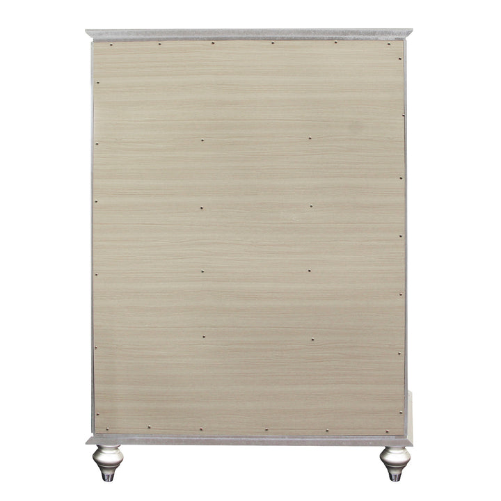 Kaitlyn Chest