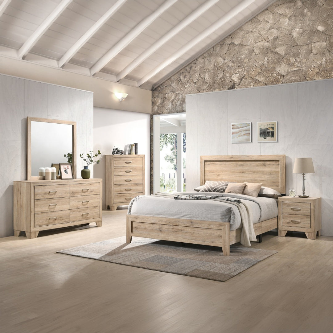 Miquell Mirror in Natural - lifestyle