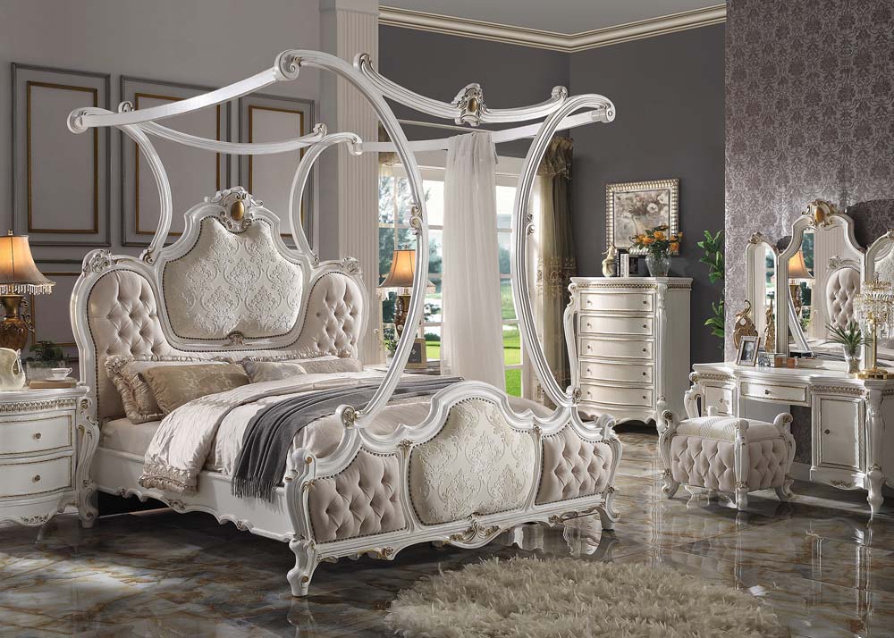 Picardy EK Bed in Fabric & Antique Pearl