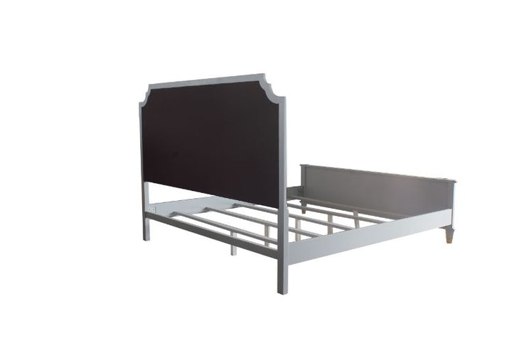 House Marchese Queen Bed