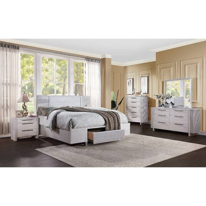 Aromas - Queen Bed - White Oak