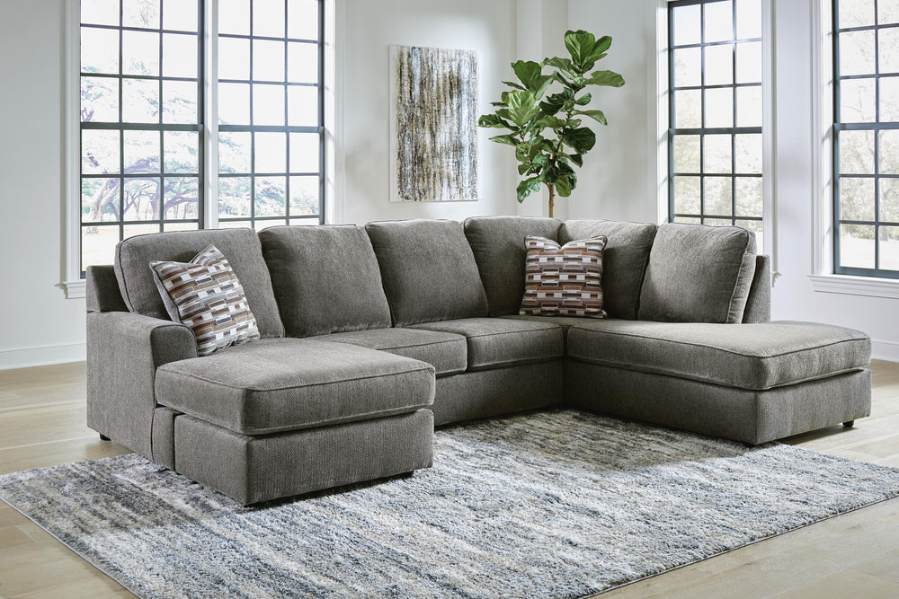 O'Phannon 2-Piece Sectional with Chaise - Putty (2)