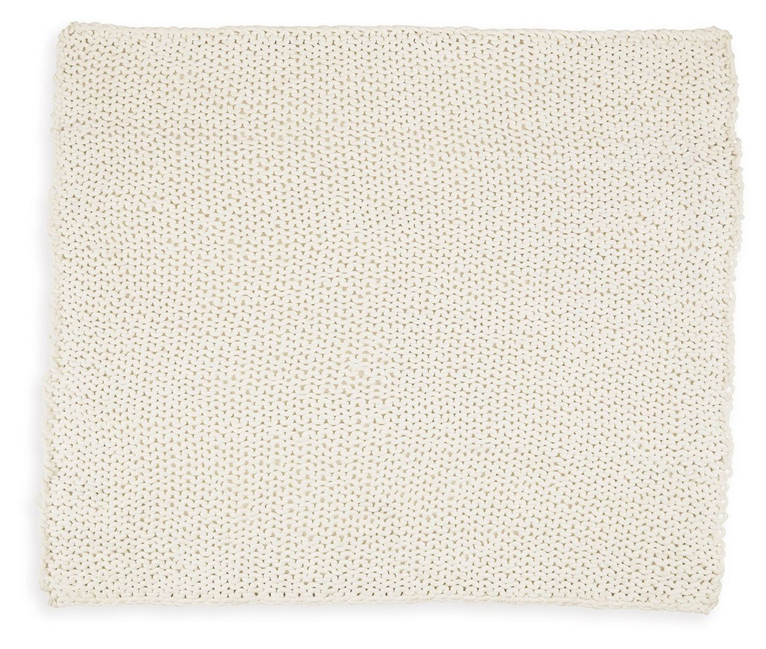 Chaddon - Throw (Set of 3) - Ivory