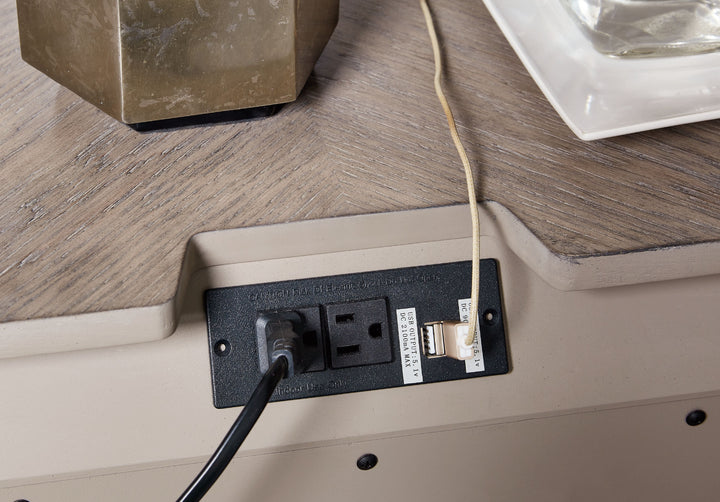 ashley-furniture-b916-93-blairhurst-nightstand-w-charging-station