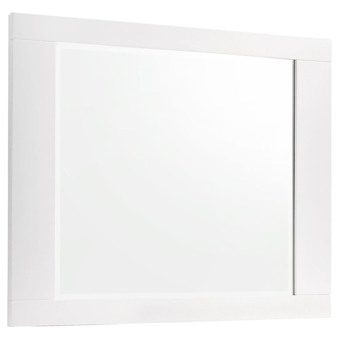 Coaster Furniture 300345KE-S4 Jeremaine 4-piece Eastern King Bedroom Set White