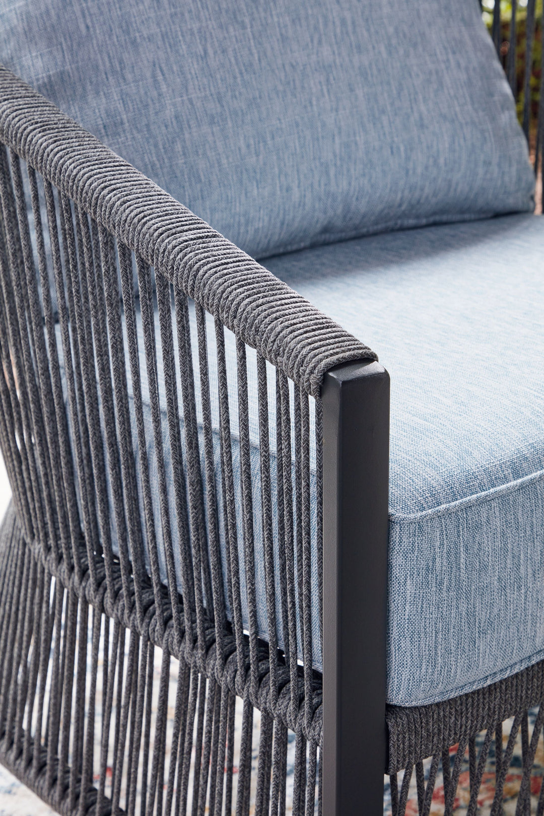 Bridges Beach - Loveseat, Lounge Chairs, Table Set (Set of 4) - Gray