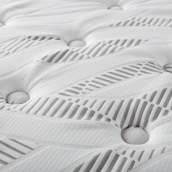Hayes - Queen Pillow Top Memory Foam Hybrid Mattress - White
