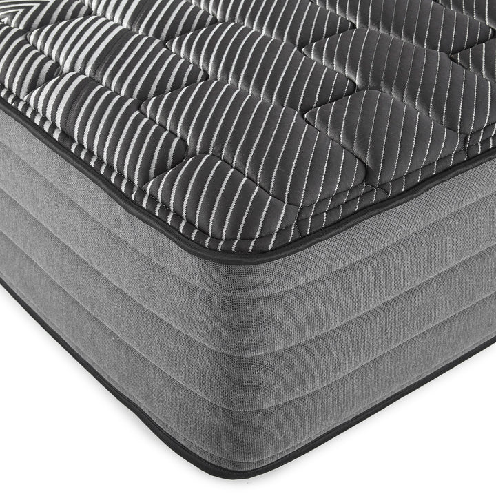 Montlake - Queen Cool Firm Memory Foam Hybrid Mattress - Black