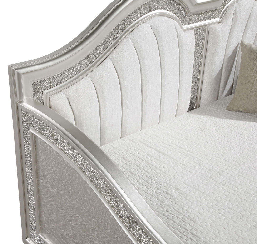 Coaster Furniture 360121 Evangeline Upholstered Twin Daybed Silver Oak