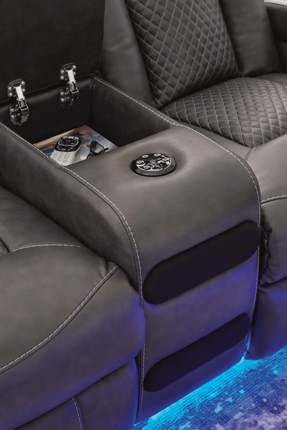 Fyne-Dyme Power Reclining Loveseat with Console - Dark Gray (9)