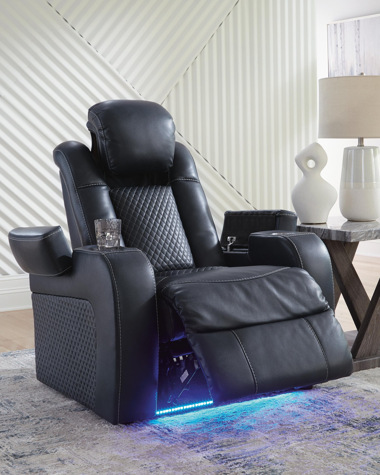 Fyne-Dyme Power Recliner - Blue (7)