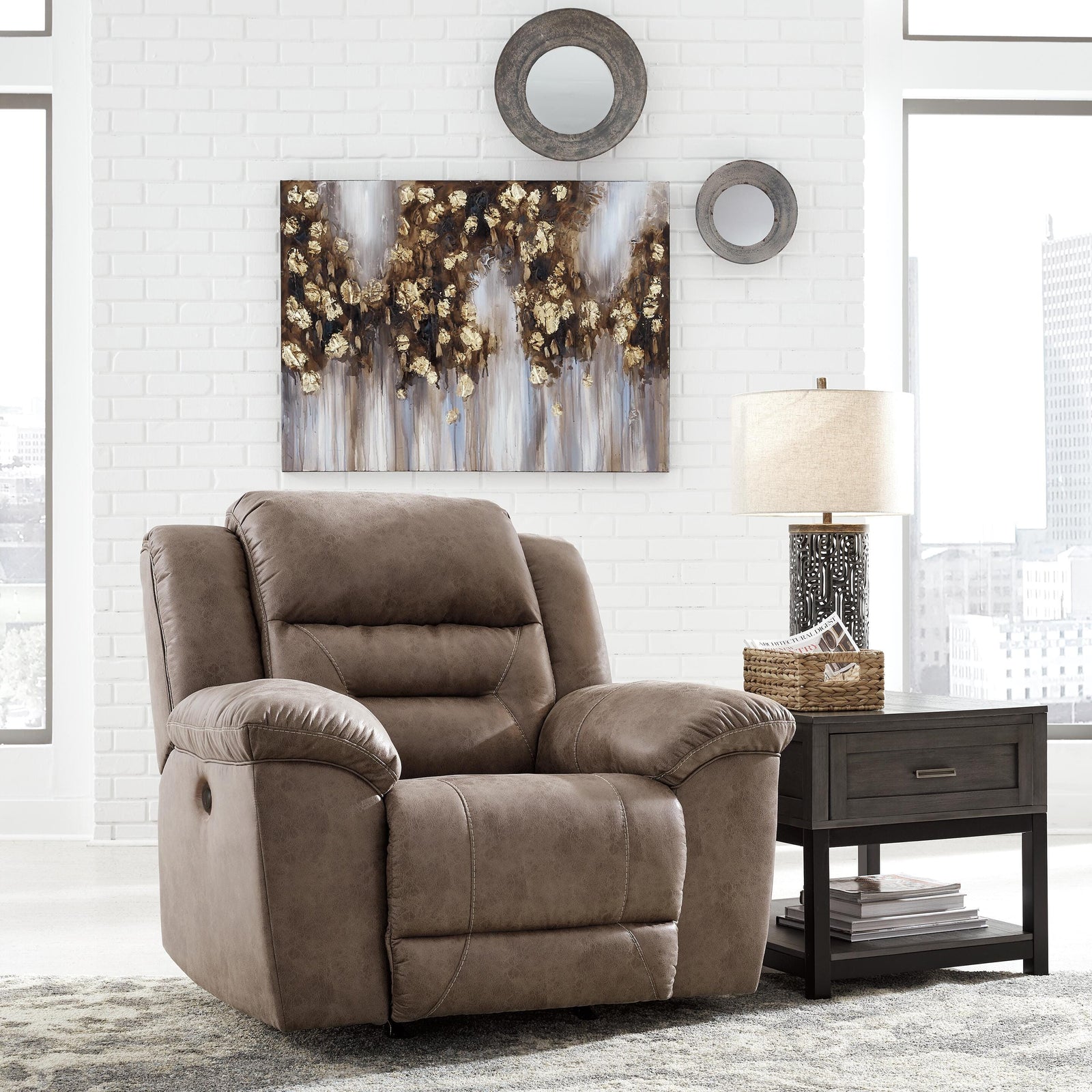 Stoneland Power Recliner - Light Brown (2)