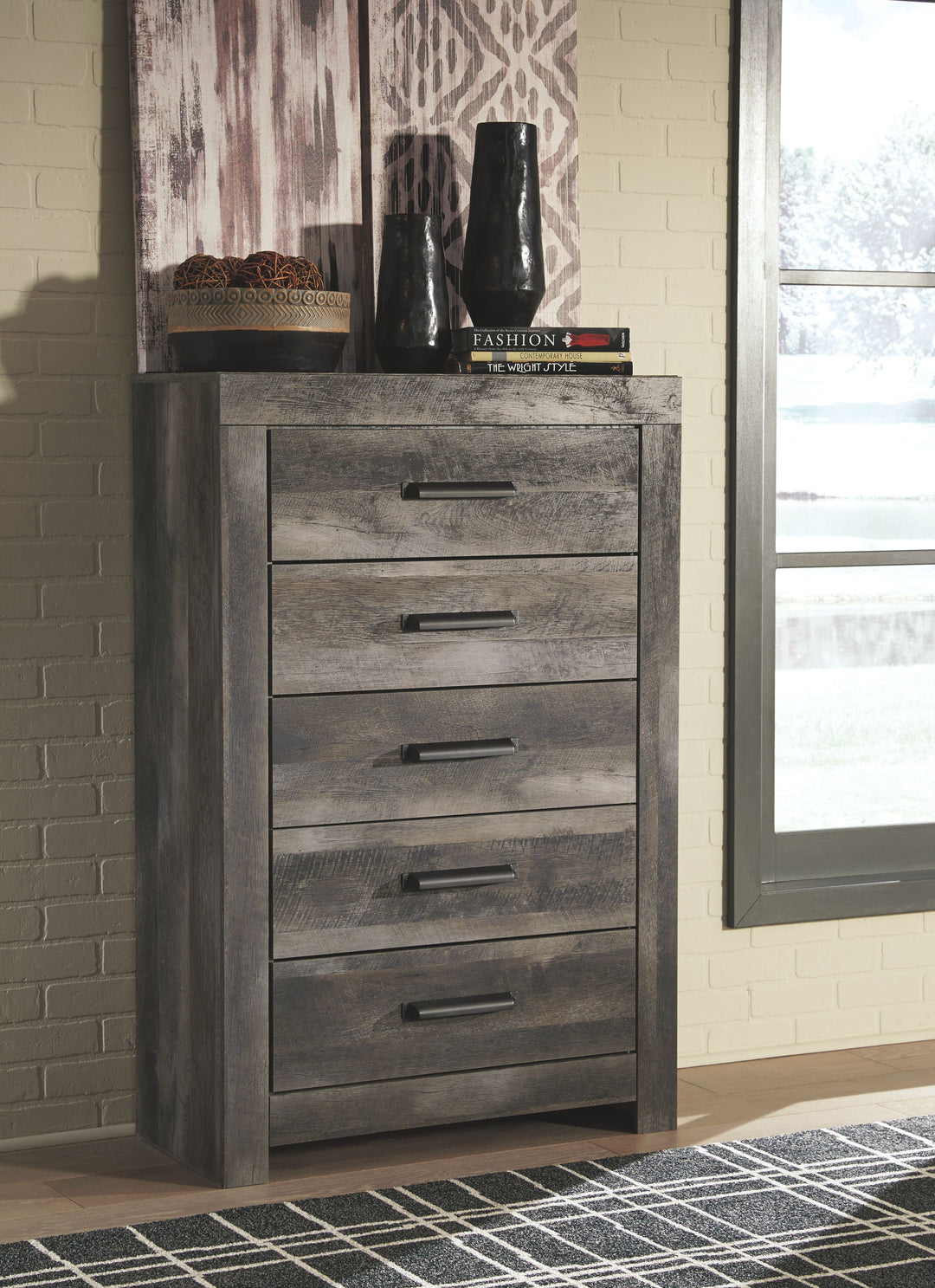 ashley-furniture-b440-46-wynnlow-accent-chest