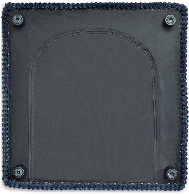 Bales - Accent Chair - Navy