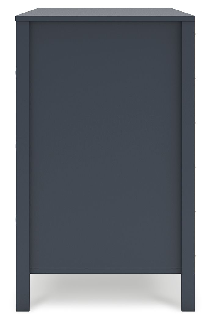 ashley-furniture-eb1528-231-simmenfort-dresser